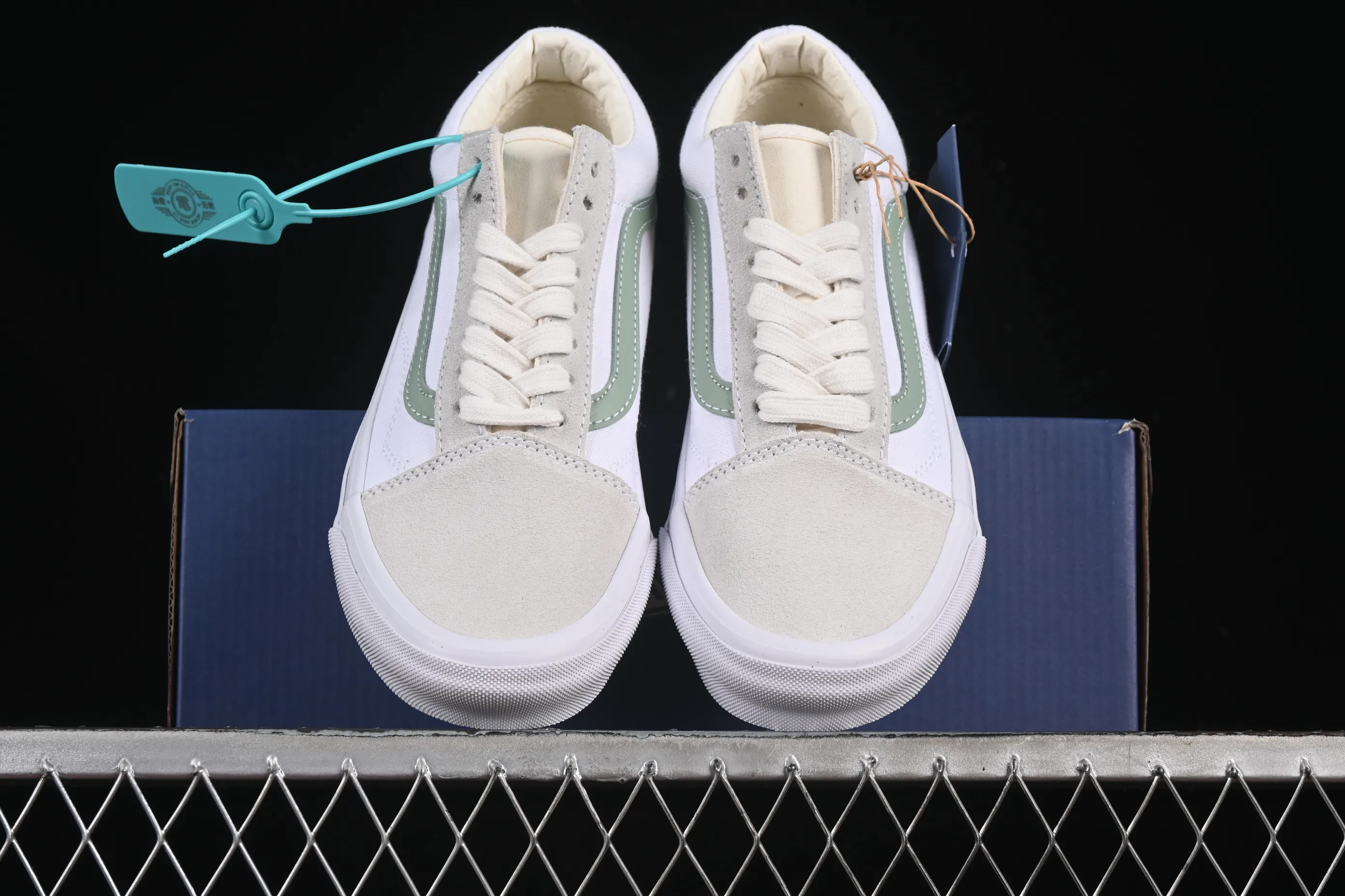All categories Vans Vans series Vans Low Vans low-top Vans Lx Old Skool Vans low-top casual skateboard shoes VN000D56ESK